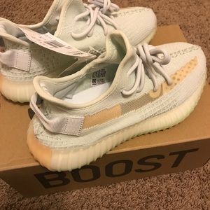 adidas yeezy boost 35 v2 hyperspace release date